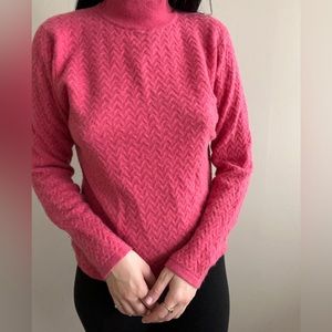 100% cashmere pink sweater